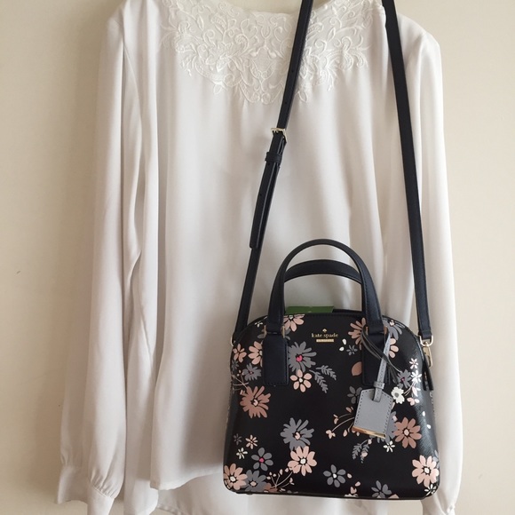 Kate Spade Cameron Street Floral Small Lottie Navy - Picture 4 of 5